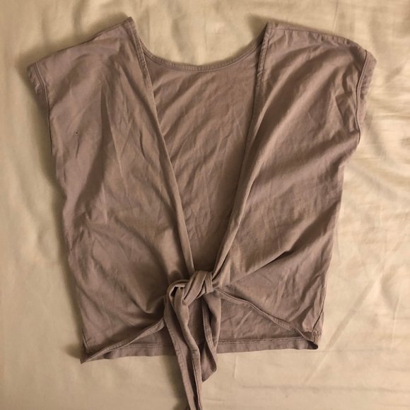 Pastel purple Wilfred tie in the back t-shirt - Picture 4 of 4